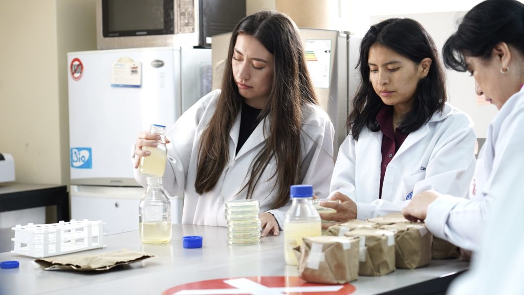 Ciencia, innovación y salud: emprendedoras de FonQuito transforman sus ideas en proyectos que impactan a la ciudad