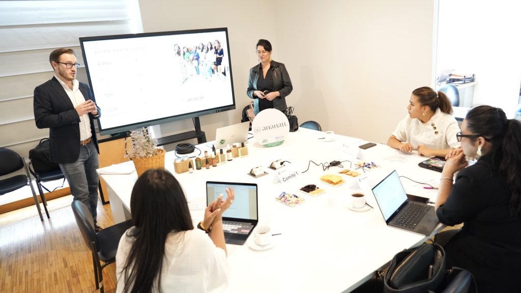 ConQuito renueva su acreditación como incubadora y fortalece el apoyo a los emprendimientos de Quito